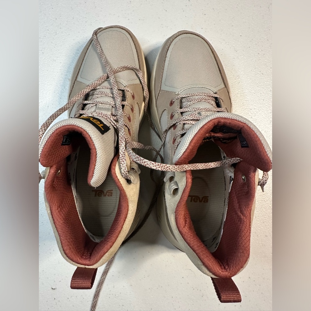 Teva Women's Ellwood Mid Hiking Shoe Size 7.5 New without box (1) - Picture 9 of 9